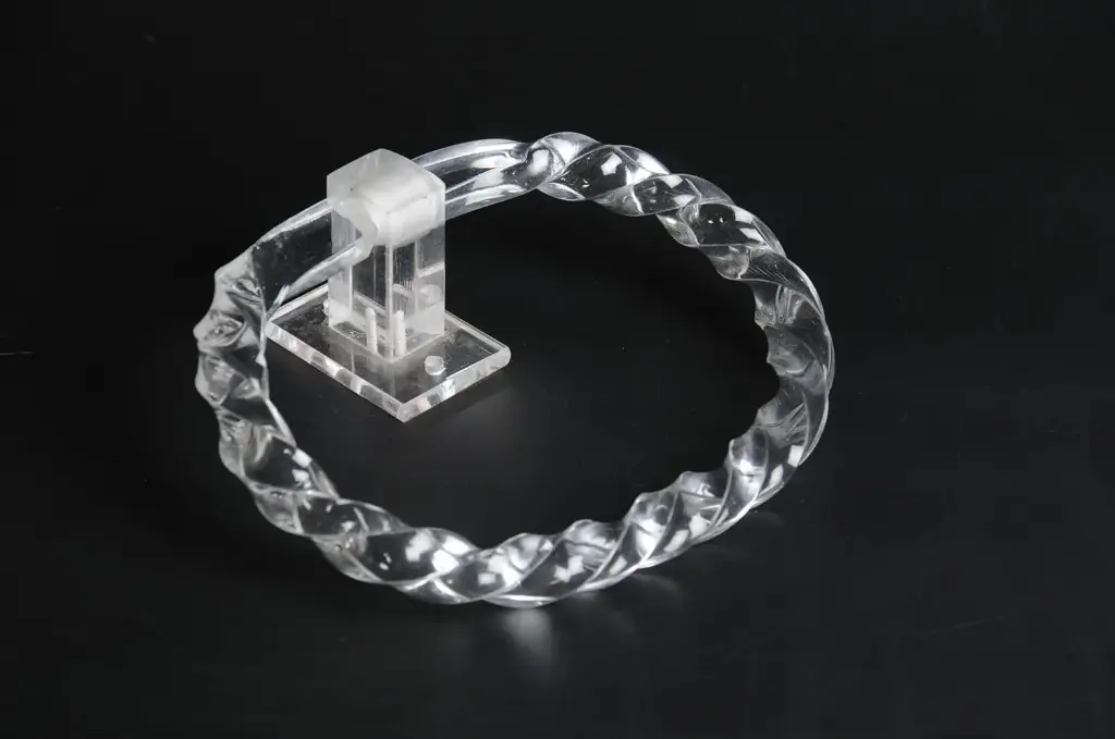 Acrylic Clear Twister Towel Ring 25 MM Thickness By BABA BATH 